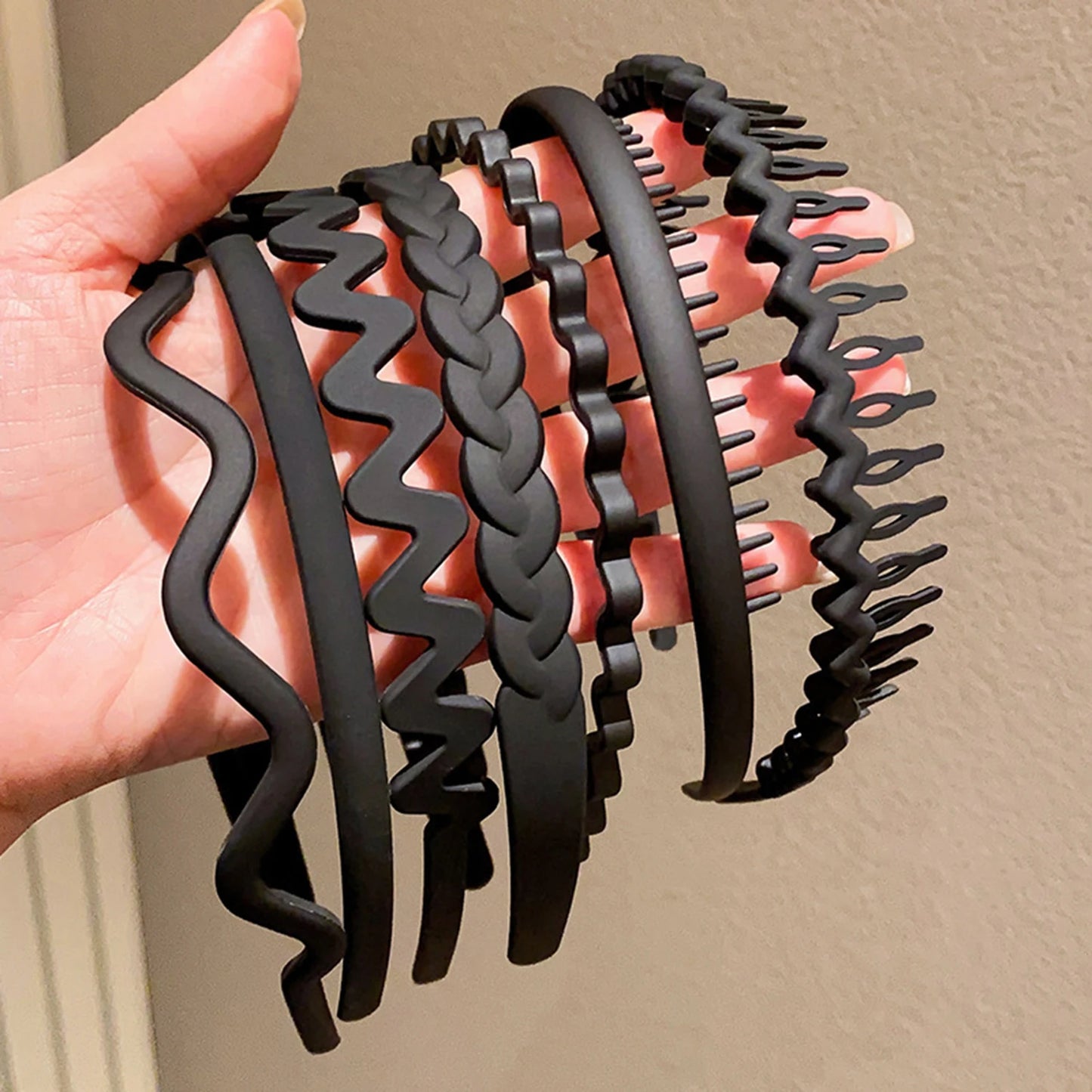Unisex Metall Vågigt Fjäderhårband Svart Halkfri Utomhussporter Pannband För Kvinnor Män Enkelt Hårband Ansiktstvätt Huvudbonad