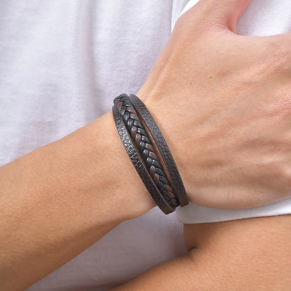 Flerskiktade flätade reparmband för män, klassiskt handgjort PU-läderarmband med magnetiskt spänne, trendiga punksmycken