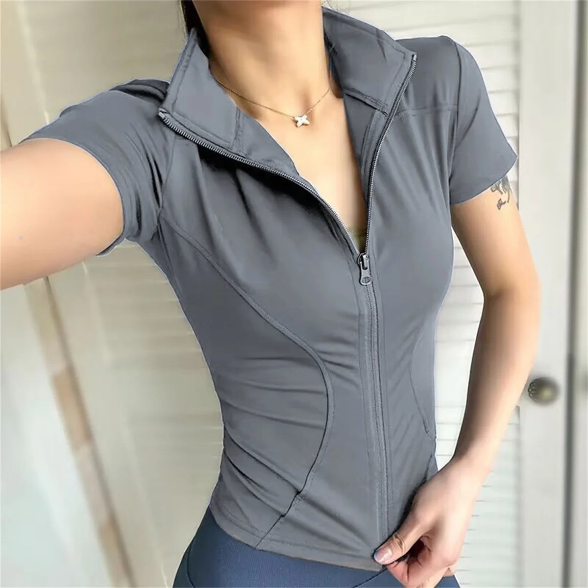 Casual Slim Sportjacka För Damer Kortärmad Enfärgad Dragkedja Toppar Dam Cykling Löpning Yoga Outfit Kläder Sommar Sportjacka