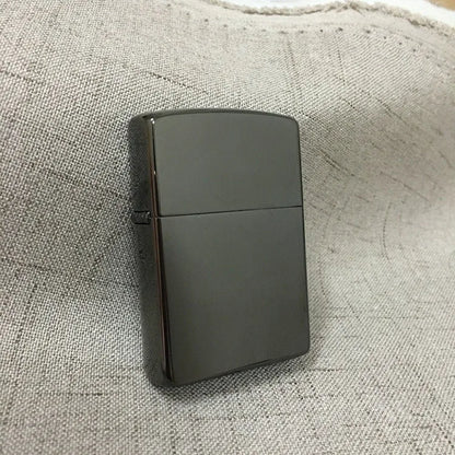 Partihandel Olja Vintage Metall Paraffin Tändare Design Vindtät Slipskiva Klassisk Röktillbehör för Rökverktyg Utomhus