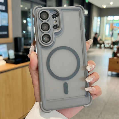 Lyxigt matt genomskinligt stötsäkert magnetiskt telefonskal med fyra hörn för Samsung Galaxy S26 S25 S24 Ultra Plus för Magsafe-fodral