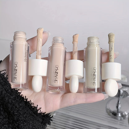 Flawless Finish Flytande Concealer Full täckning för blemmor Mörka ringar och fräknar Smidig applicering Långvarig,