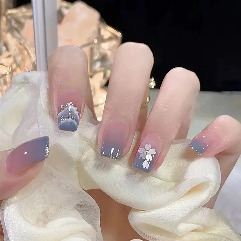 24 st/set Sweet Love lösnaglar med gradient French Press on-naglar återanvändbara korta heltäckande nageltippar för kvinnor grossist