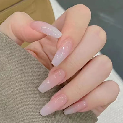 24 st/set Sweet Love lösnaglar med gradient French Press on-naglar återanvändbara korta heltäckande nageltippar för kvinnor grossist