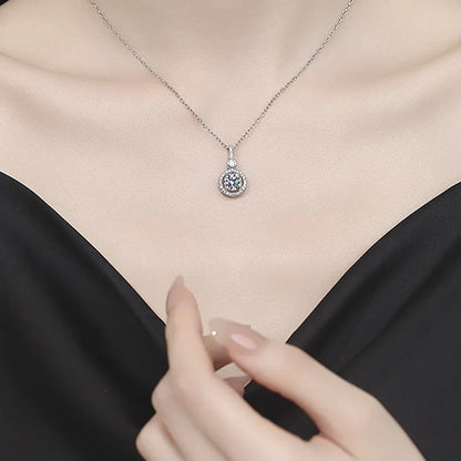 Halsband för kvinnor sterling S925 silver med vitguldpläterad labbdiamant smycken bröllopshänge Zircom