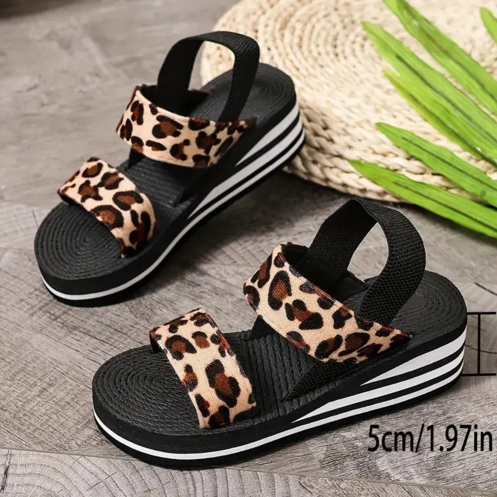 Damslingback-sandaler med kilklack, utomhus, sommar, lätta tofflor, enfärgade, tjocka nedre tofflor, romerska sandaler för kvinnor