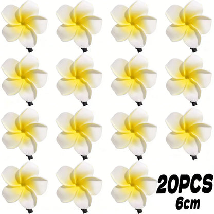 2/20 st strandhårspännen 6/7 cm frangipani för flygiga hårstrån, fräsch sommarlook, realistiska blomsterdesigner för kvinnor