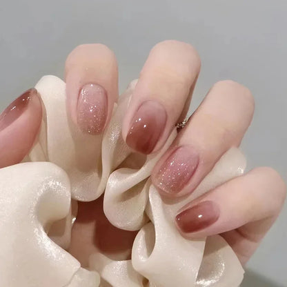 24 st/set Sweet Love lösnaglar med gradient French Press on-naglar återanvändbara korta heltäckande nageltippar för kvinnor grossist