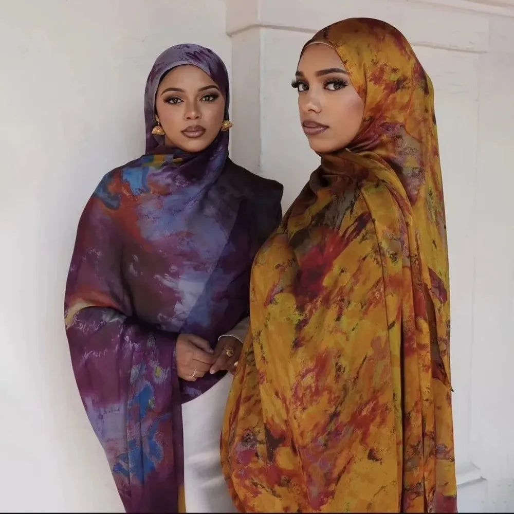 Lång sidenhalsduk för kvinnor i satin, moderiktig akvarell batiktryckt halsduk för dagliga hijab-huvudbonader