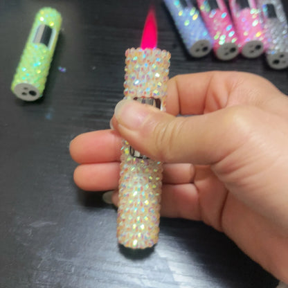 Lyxig mini uppblåsbar tändare med strass, vindtät metall, rosa låga, bärbar tändare för män och kvinnor, små verktyg