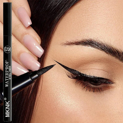 1 st svart fin långvarig flytande eyeliner vattenpenna vattentät snabbtorkande eyeliner som inte bleknar nybörjarvänlig ögonmakeup