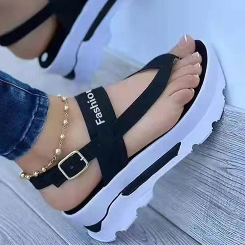 Sommar Gränsöverskridande Utrikeshandel Stor Storlek Kilklack Thong Strap Sandaler För Dam Sydostasien Nya Ytterkläder Roman S