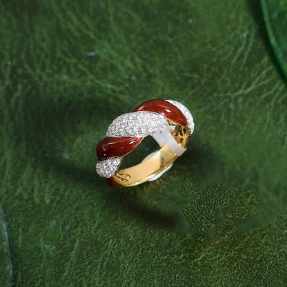 Foydjew italienska retro smycken pläterade 18K guldfärgade ringar inlagda hel zirkon röd emalj twist ring för kvinnor bankett accessoarer