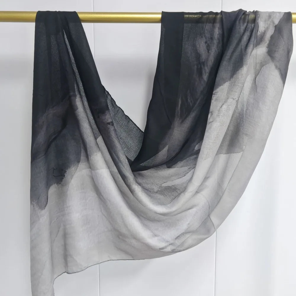 Lång sidenhalsduk för kvinnor i satin, moderiktig akvarell batiktryckt halsduk för dagliga hijab-huvudbonader