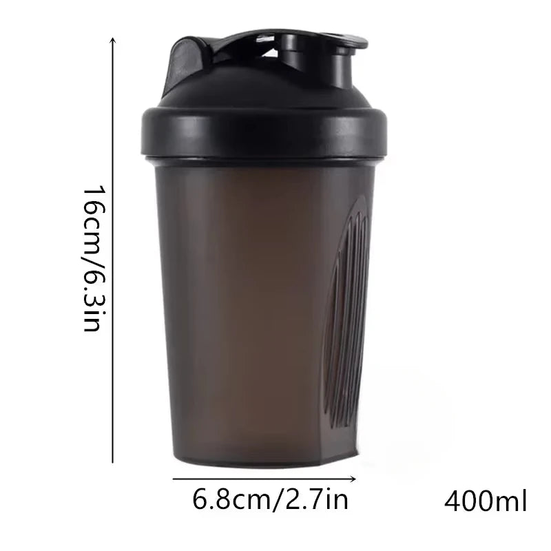 1-7 st shakerflaskor sportvattenkoppar vassleproteinpulvermixerflaska fitness gym shaker utomhus bärbar plastdryckkopp