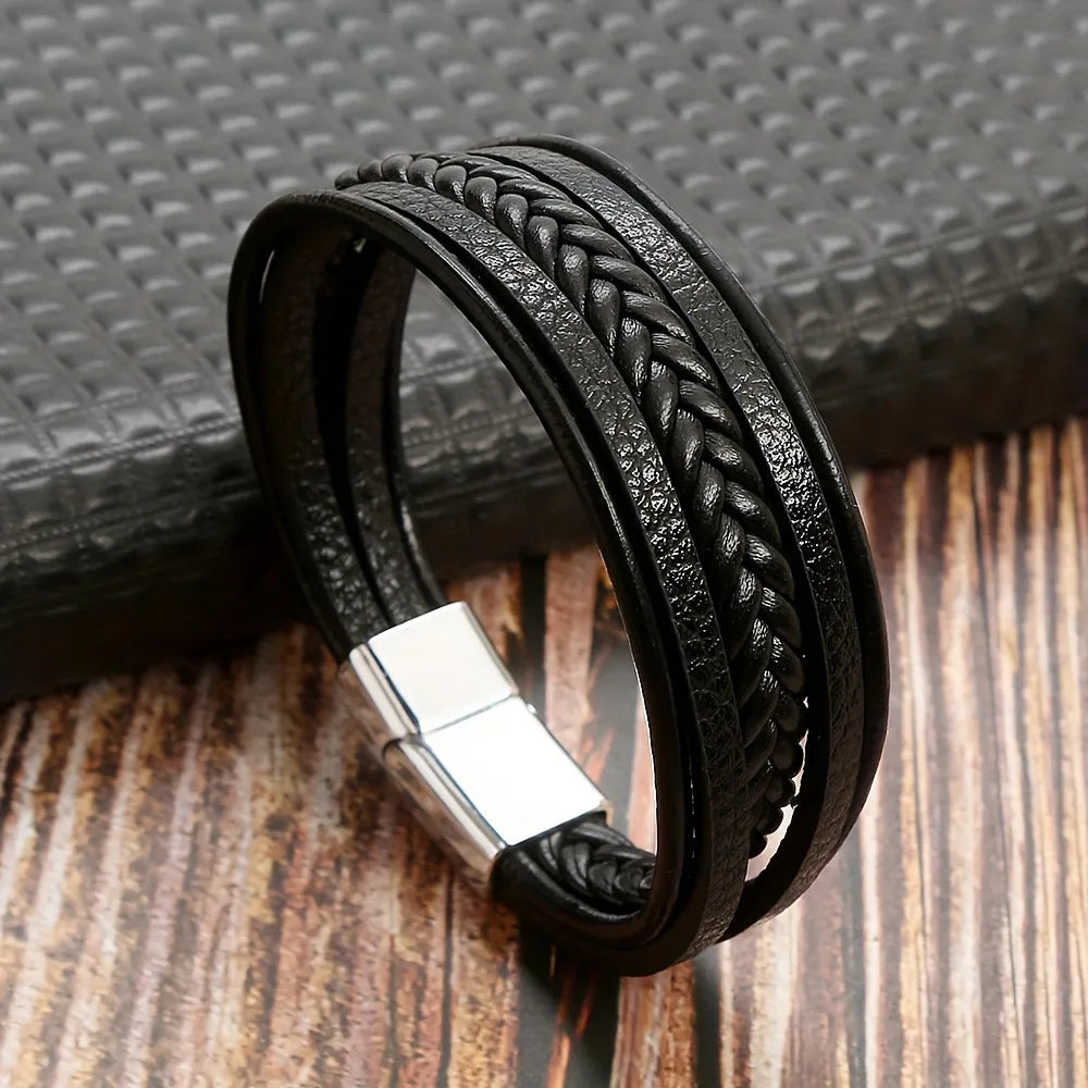 Flerskiktade flätade reparmband för män, klassiskt handgjort PU-läderarmband med magnetiskt spänne, trendiga punksmycken