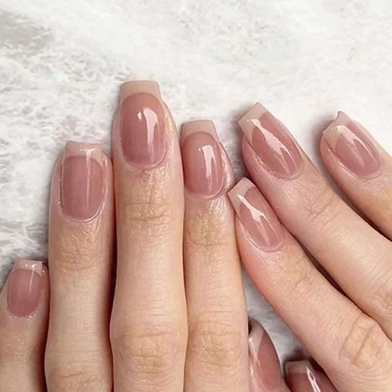 24 st/set Sweet Love lösnaglar med gradient French Press on-naglar återanvändbara korta heltäckande nageltippar för kvinnor grossist