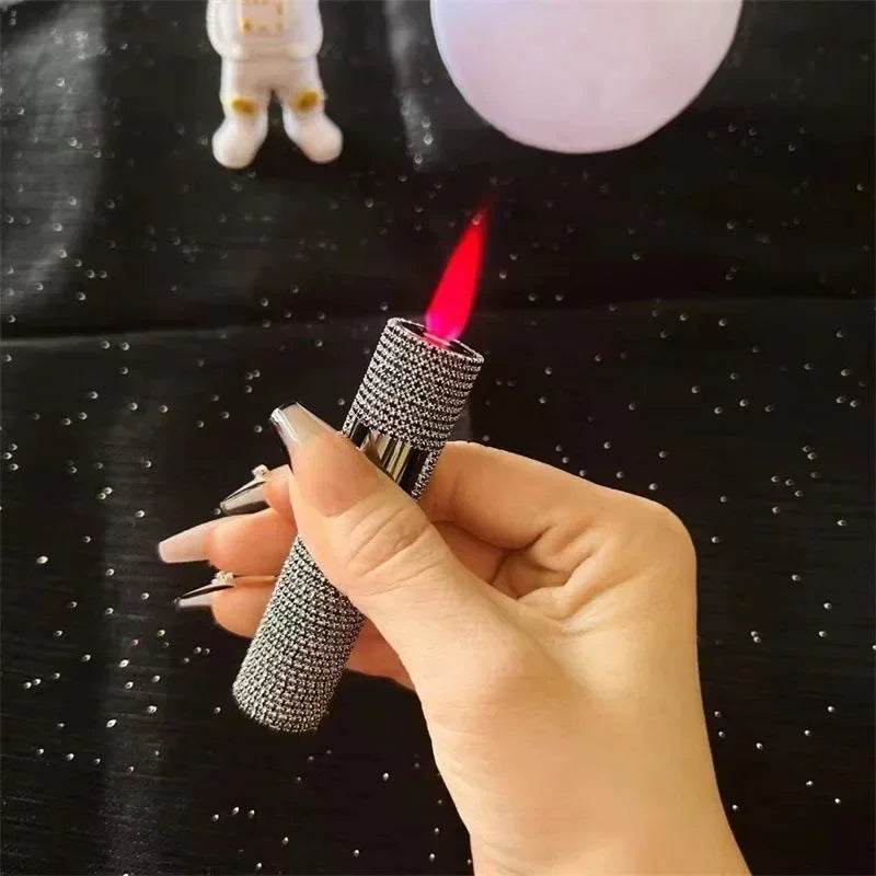 Lyxig mini uppblåsbar tändare med strass, vindtät metall, rosa låga, bärbar tändare för män och kvinnor, små verktyg