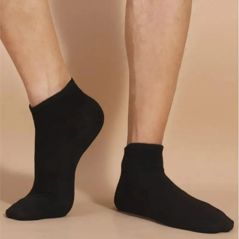 10 par unisex casual enfärgade båtstrumpor tunna andningsbara bekväma anti-lukt svettabsorberande lågt skurna ankelstrumpor för män och kvinnor