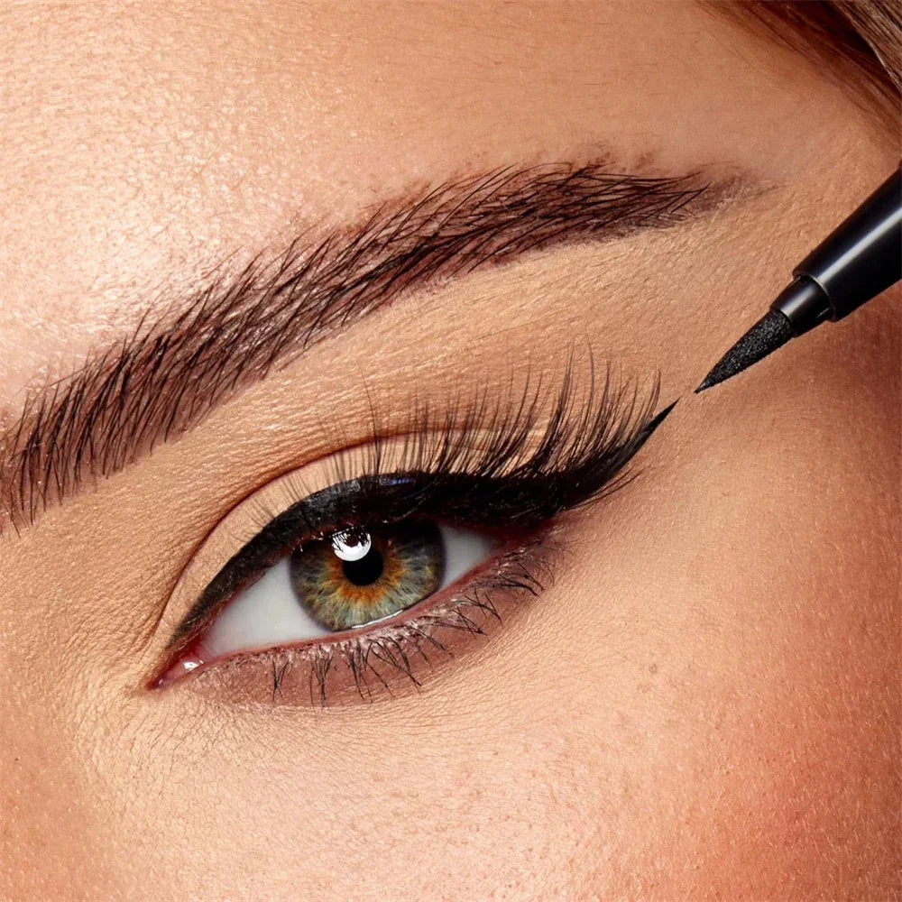 1 st svart fin långvarig flytande eyeliner vattenpenna vattentät snabbtorkande eyeliner som inte bleknar nybörjarvänlig ögonmakeup
