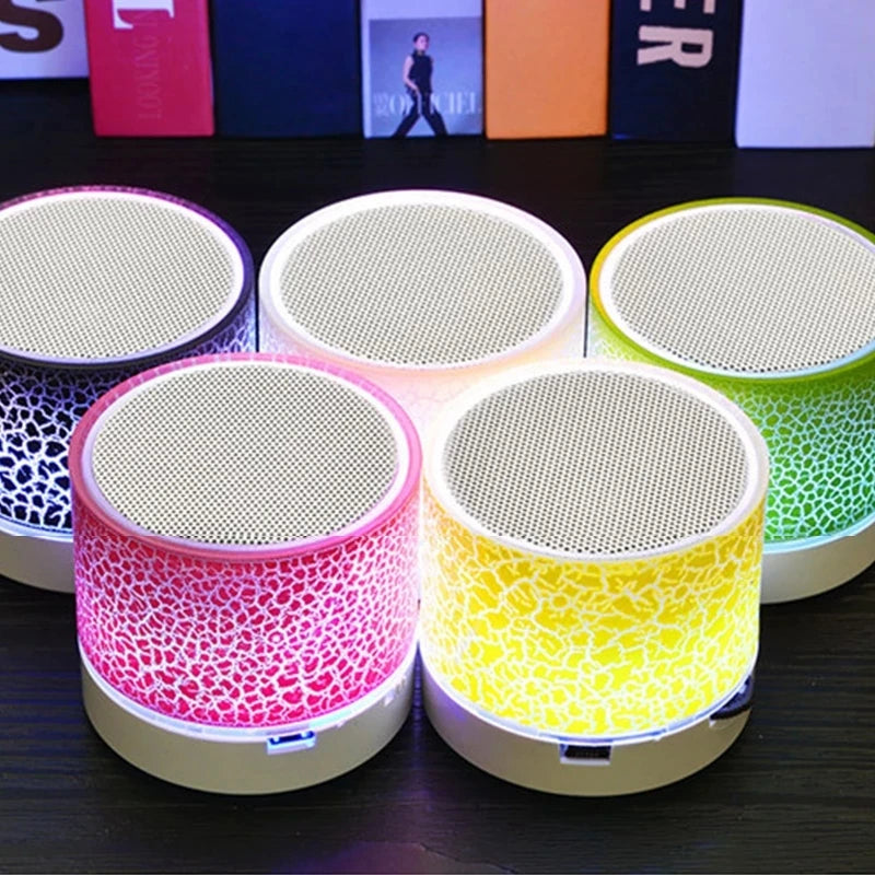 Trådlös Bluetooth-högtalare Mini PC-högtalare Crack LED SD-kort USB Subwoofer Bärbar musikljudkolumn för stationär dator