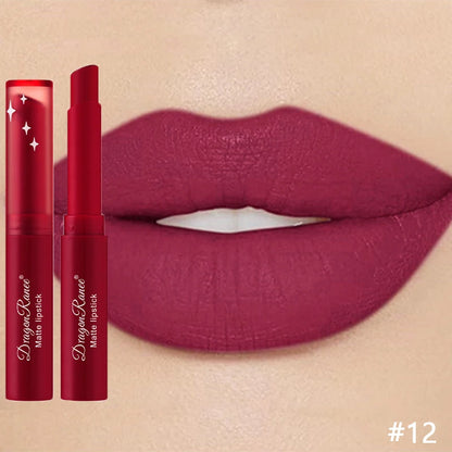 Nude Matte Läppstift Vattentäta Nude Rosa Läppstift Bleknar Inte Sexiga Röda Sammets Läppstift för Kvinnor Makeup Hållbar Läppkosmetika