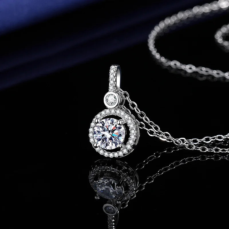 Halsband för kvinnor sterling S925 silver med vitguldpläterad labbdiamant smycken bröllopshänge Zircom