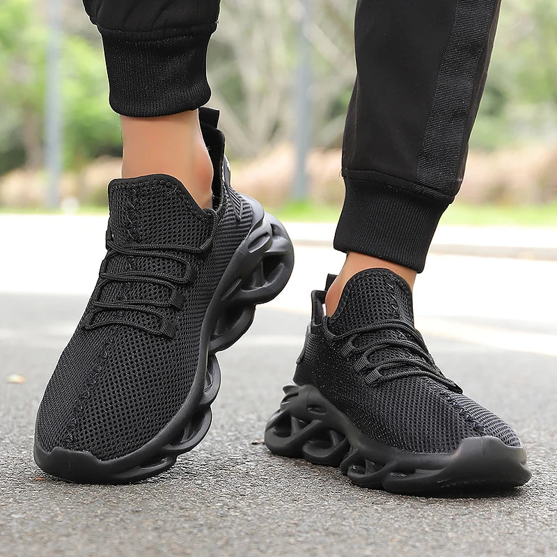 Sommar Herr Casual Sport Löparskor Andningsbara Lätta Sneakers Utomhus Mesh Svart Atletisk Jogging Tennis Vandring Skor