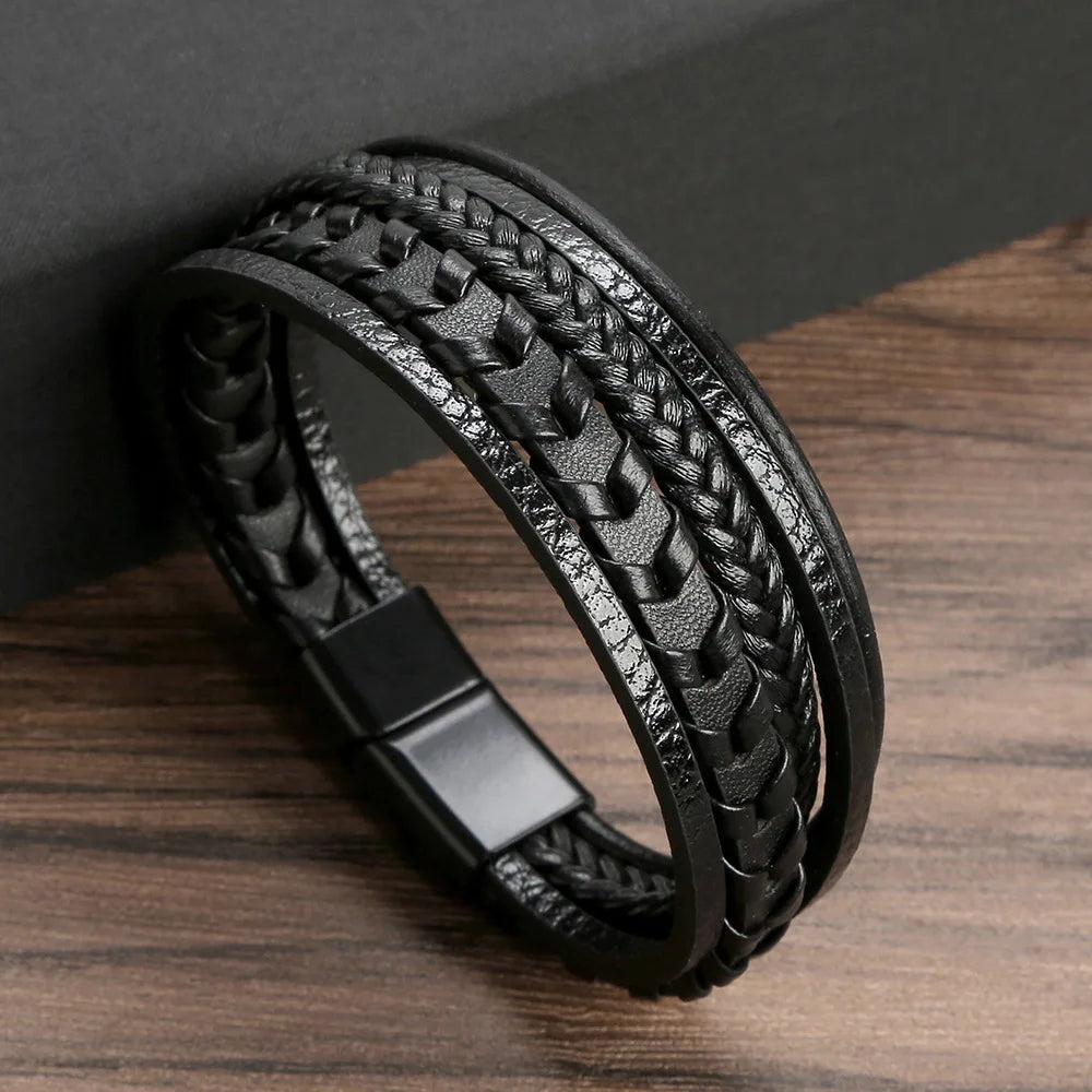 Flerskiktade flätade reparmband för män, klassiskt handgjort PU-läderarmband med magnetiskt spänne, trendiga punksmycken