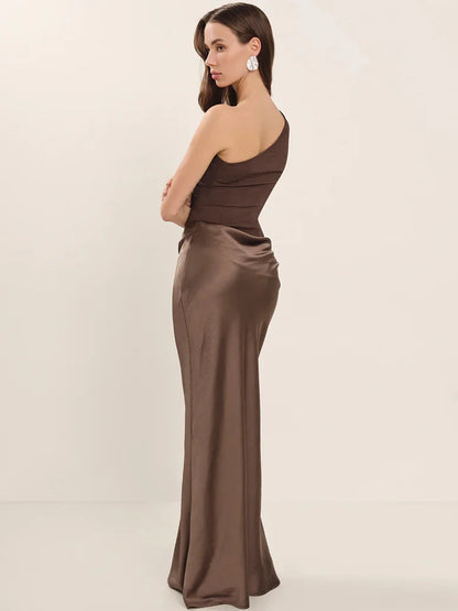 Mozision Satin Lutande Axel Sexig Maxiklänning Dammode Patchwork Ärmlös Rygglös Bodycon Kvällsklubb Festklänning