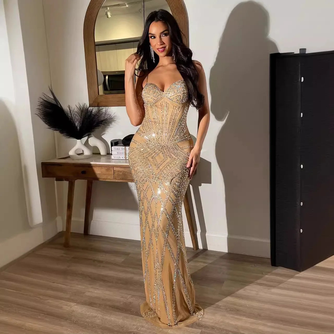 HBLL Sexiga Kvinnor Kläder Glänsande Spaghettiband Transparent Mesh Strass Golvlång Festklänning Glittriga Födelsedagsoutfits Vestidos