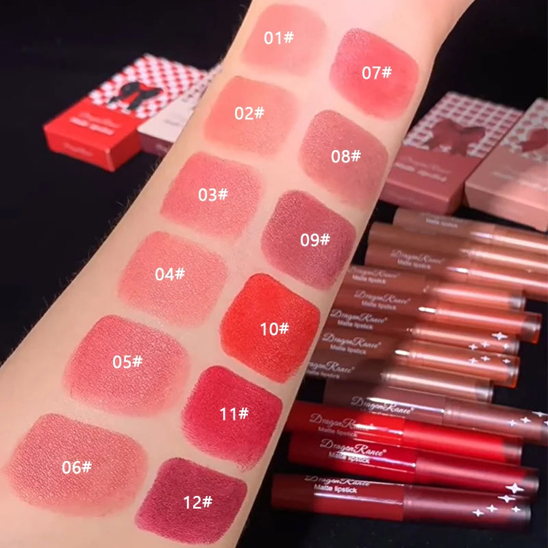Nude Matte Läppstift Vattentäta Nude Rosa Läppstift Bleknar Inte Sexiga Röda Sammets Läppstift för Kvinnor Makeup Hållbar Läppkosmetika
