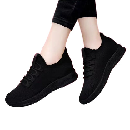 Damskor Andningsbara Halkfria Platåskor Moderiktiga Nya Casualskor Koreanska Löparskor Svarta Sneakers Skor för Dam 2024 Höst
