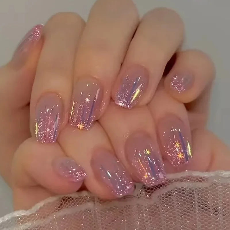 24 st/set Sweet Love lösnaglar med gradient French Press on-naglar återanvändbara korta heltäckande nageltippar för kvinnor grossist