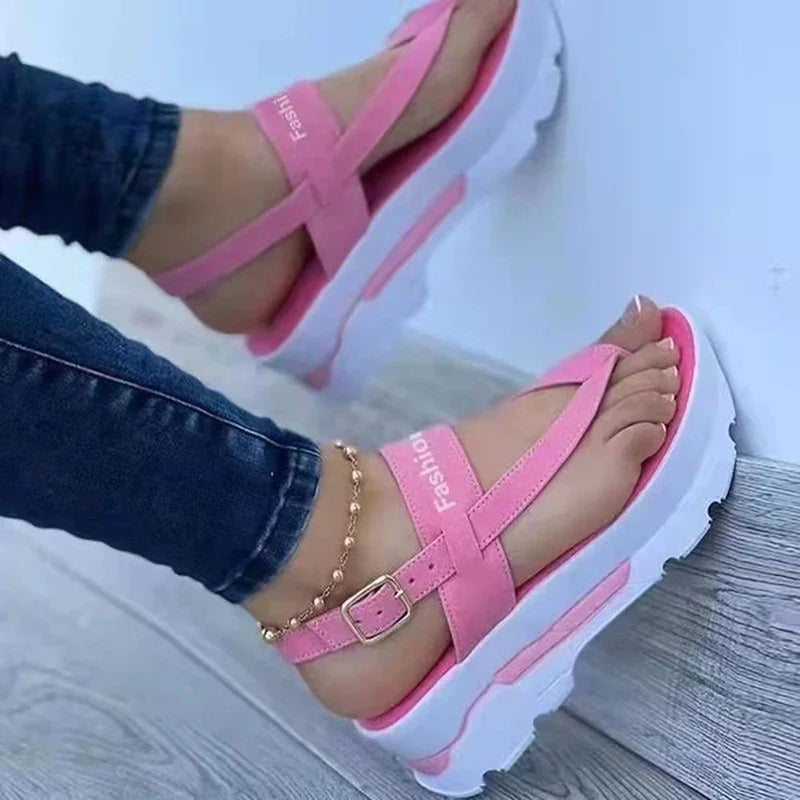 Sommar Gränsöverskridande Utrikeshandel Stor Storlek Kilklack Thong Strap Sandaler För Dam Sydostasien Nya Ytterkläder Roman S