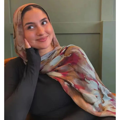 Lång sidenhalsduk för kvinnor i satin, moderiktig akvarell batiktryckt halsduk för dagliga hijab-huvudbonader