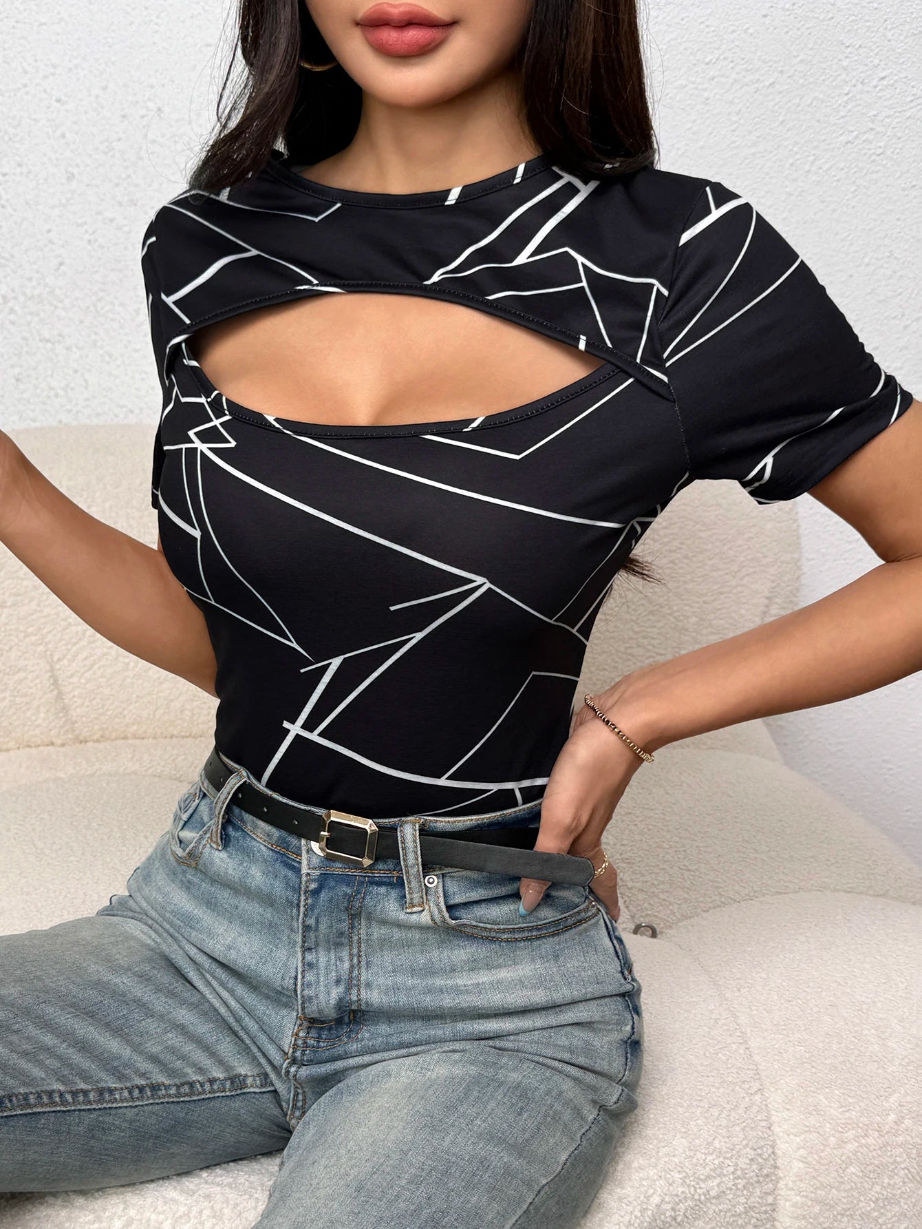 Womens T Shirt Geometric Print Cutout Short Sleeve T Shirt Printed Top Fitted Casual Chic Apparel Tops Spring Summer Daily Shirt