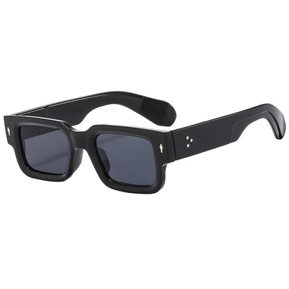 Hiking New High Square Quality Rivet Anti Light Glasses Fashion Eyeglasses Men's Punk Rectangle Design Retro Glasses UV400