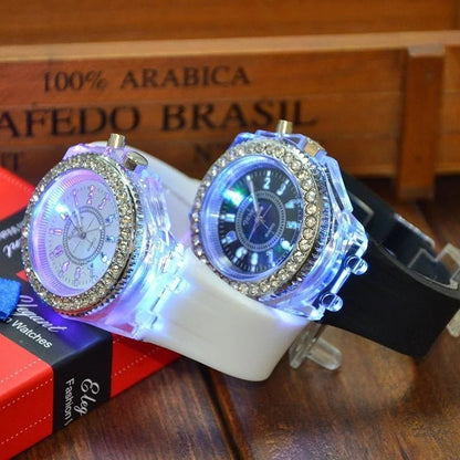 LED-ljusblixt lysande klockor kvinnor män pojkar flickor silikon armbandsur mode strass klocka barn barn relogio saati