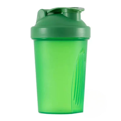 1-7 st shakerflaskor sportvattenkoppar vassleproteinpulvermixerflaska fitness gym shaker utomhus bärbar plastdryckkopp