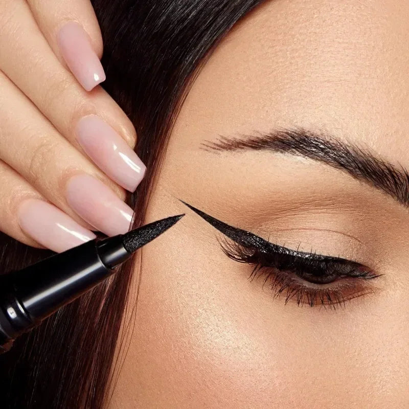 1/5/20 st. Varaktig Vattentät Flytande Eyeliner Icke-blekande Slät Snabbtorkande Eyelinerpenna Inget Bläckläckage Svart Eyeliner Makeup